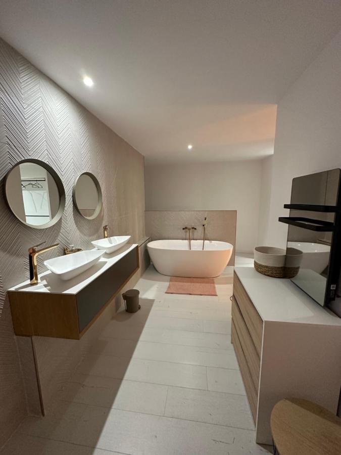 Charmante Maison En Pierre-Tavel Extérieur photo
